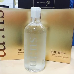 Su:m 37 Skin Saver Essential Cleansing Water -Tẩy trang Su:m37 làm sạch đa tính năng 3 trong 1 (tẩy trang, sữa rửa mặt, nước hoa hồng