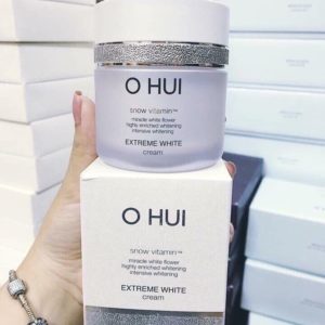 OHUI Extreme White Cream Snow vitamin – Top 10  kem dưỡng trắng da và chống lão hoá tốt nhất do tạp chí ELLLE bình chọn